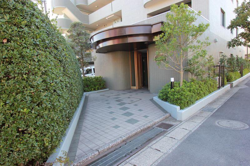 Other local. Entrance Exterior Photos