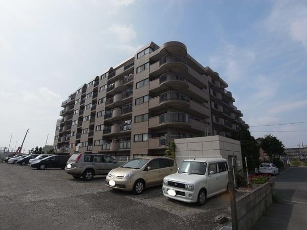 Local appearance photo. It is open-minded local