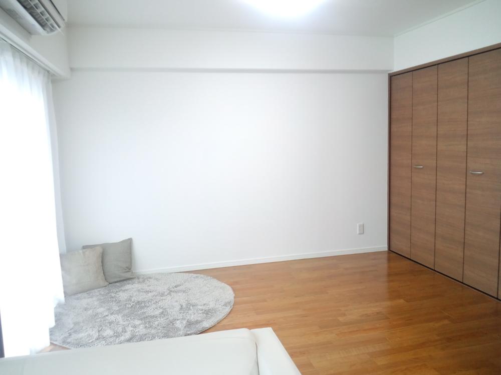 Non-living room. Room (August 2013) Shooting