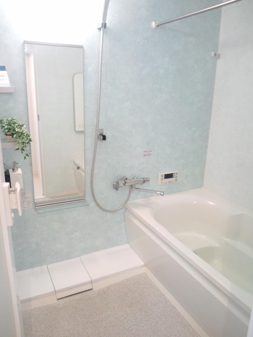 Bathroom. Room (August 2013) Shooting