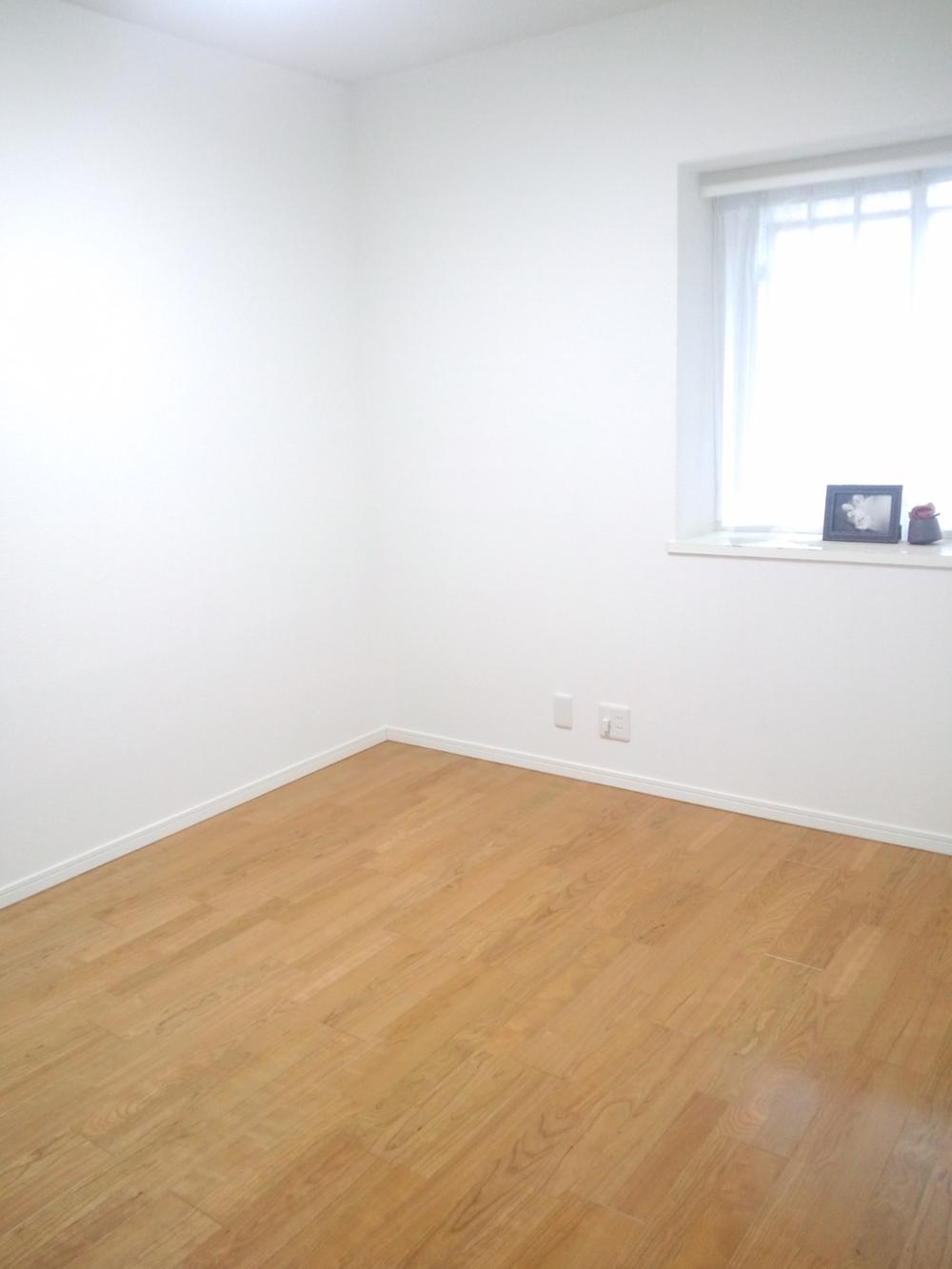 Non-living room. Room (August 2013) Shooting