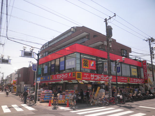 Shopping centre. 10m to Gyotokuekimae mall (shopping center)