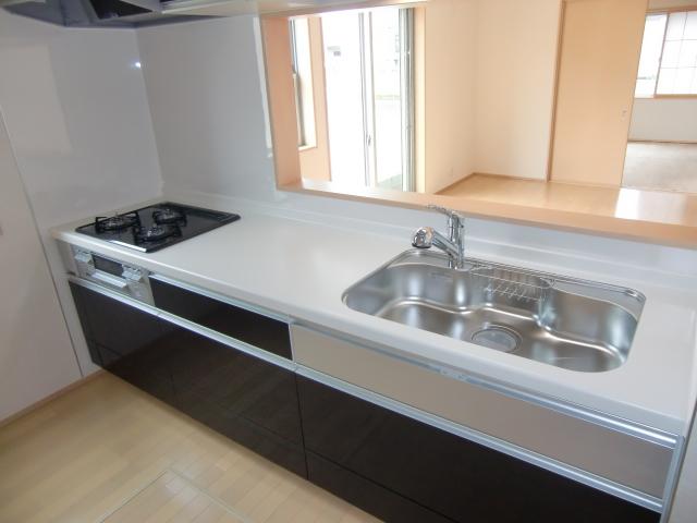 Same specifications photo (kitchen)