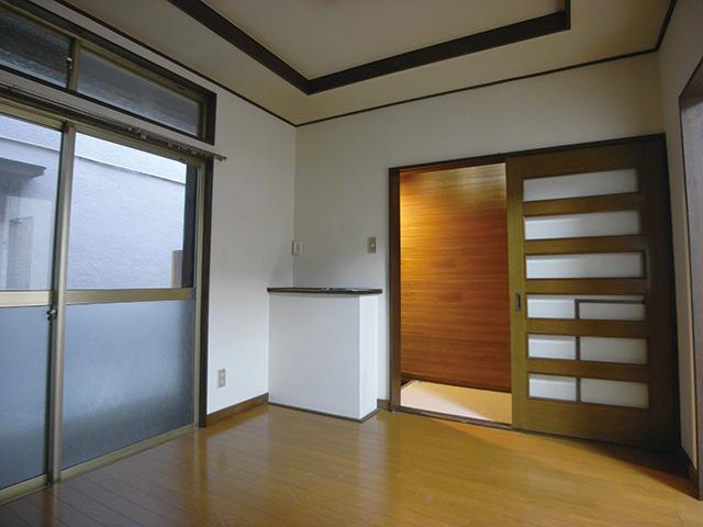 Non-living room. Western-style 5 Pledge