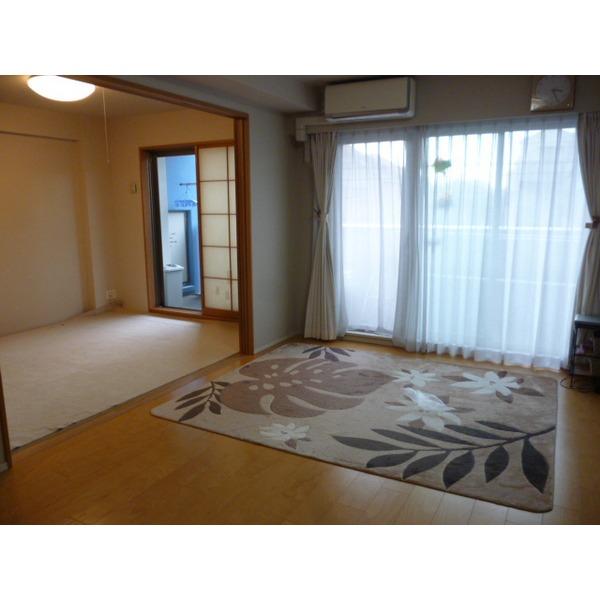 Living. With floor heating