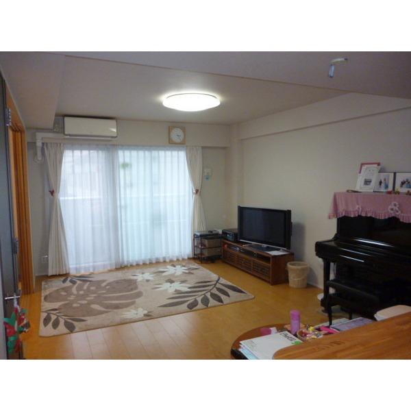 Living. With floor heating