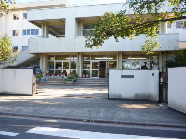 Primary school. Municipal Futatsumata up to elementary school (elementary school) 1500m