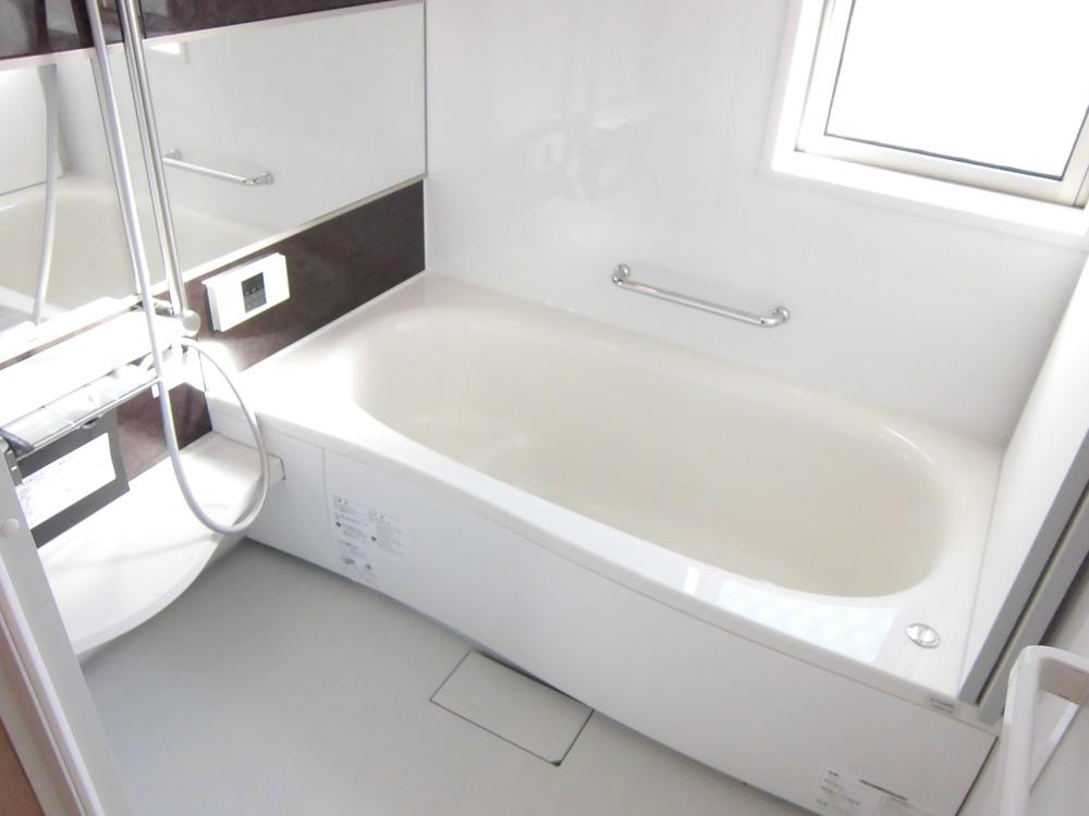 Bathroom. About is a spacious bathroom of the size of 1 tsubo