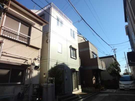 Local appearance photo. Gyotoku is located a 7-minute walk from the train station.