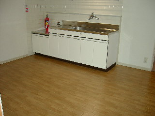 Kitchen. Gas stove can be installed