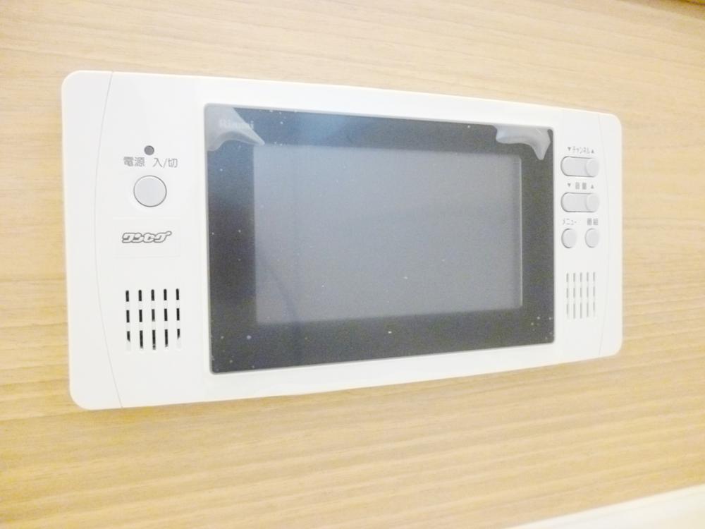 Other Equipment. (Photo Building 2, December 2013) Shooting Standard equipped with a TV in the bath. Radio tower image after the transition to the Sky Tree is now absolutely beautiful. (Building 2 10 Building both, It is the same specification. )
