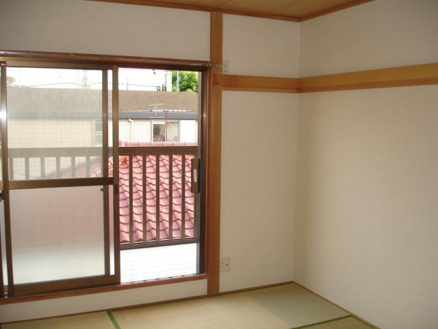 Living and room. Second floor of the Japanese-style room