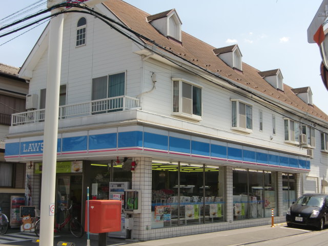 Convenience store. 812m until Lawson Ichikawa Myoden store (convenience store)