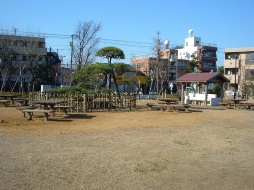 park. 189m to Ozu disaster prevention park (park)