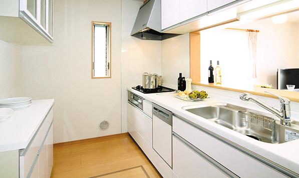 Same specifications photo (kitchen). Same specifications