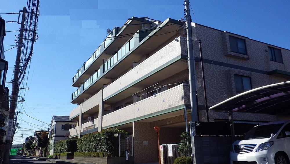 Local appearance photo