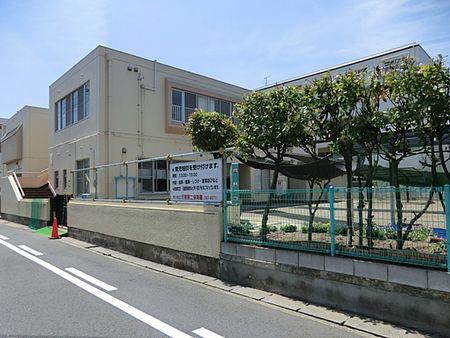 kindergarten ・ Nursery. Ichikawa Municipal Gyotoku 445m until the second nursery