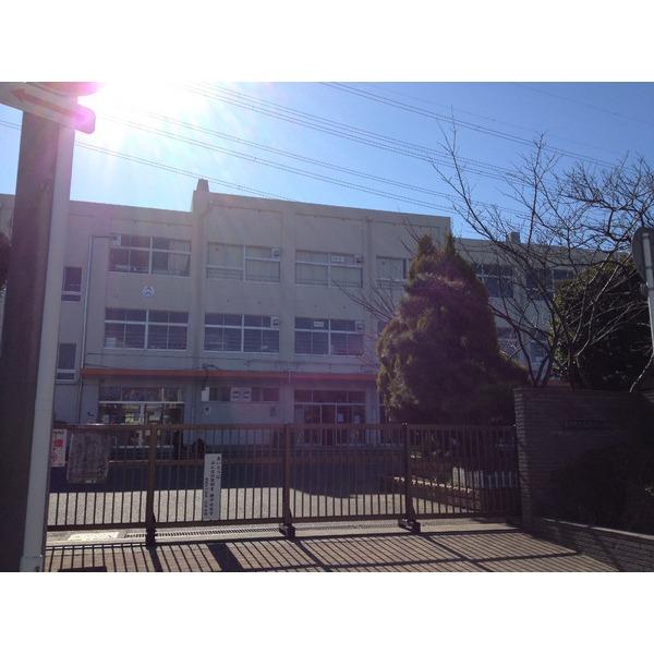 Primary school. Ichikawa City Southern Niihama 335m south Niihama elementary school to elementary school