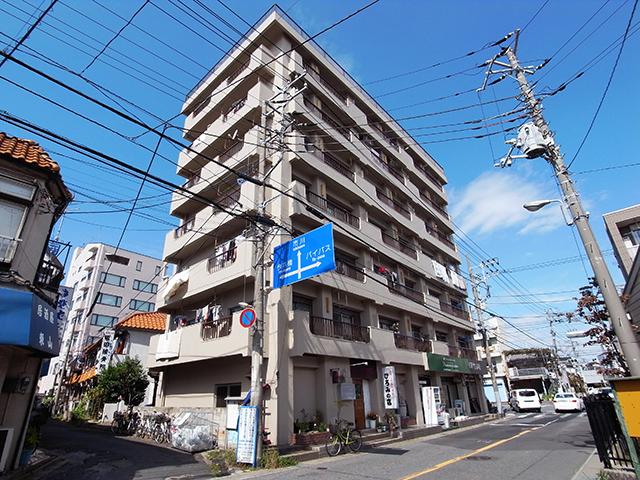 Local appearance photo. Minamigyotoku Station 14 mins