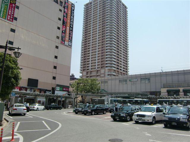 Shopping centre. Chapeau to Ichikawa 260m