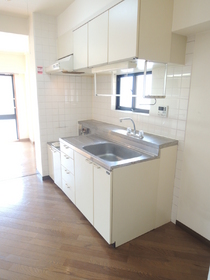 Kitchen. Gas stove can be installed In city gas is economical ☆