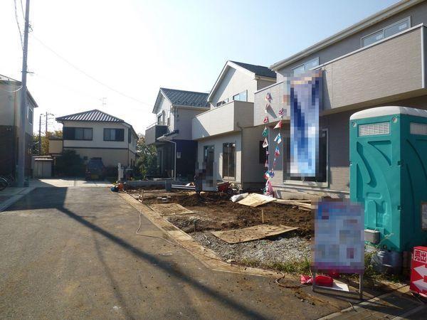 Local photos, including front road