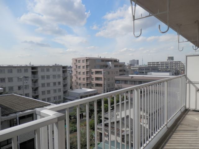 Balcony. Bright without tall building in front of the eye, Ventilation good.