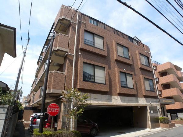 Local appearance photo. Local (10 May 2013) Shooting