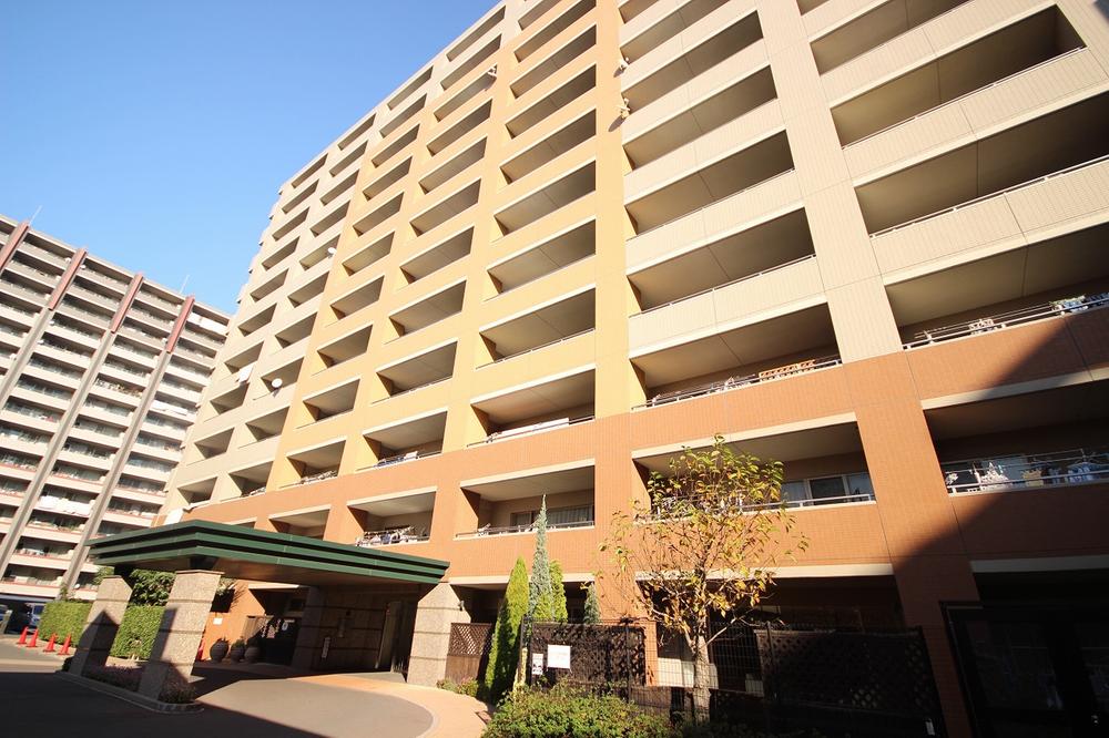 Local appearance photo. Local (11 May 2013) Shooting