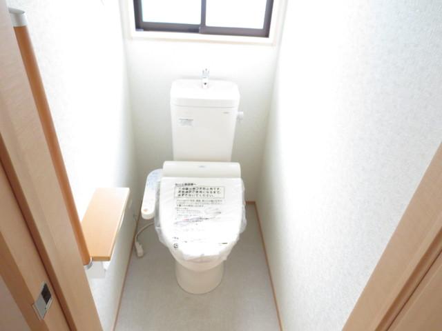 Same specifications photos (Other introspection). Same specifications toilet