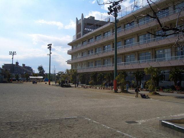 Primary school. 1220m until Ichikawa Municipal Sodani Elementary School