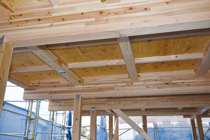 Construction ・ Construction method ・ specification. We will accurately install a computer analysis structure hardware in the "calculation of the wooden house for joining hardware". Attached structural hardware having respective role in each occurrence, Earthquake resistant ・ To achieve the residence of the endurance-oriented.