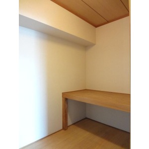 Other room space. Japanese-style room aside closet Walk is in type of closet