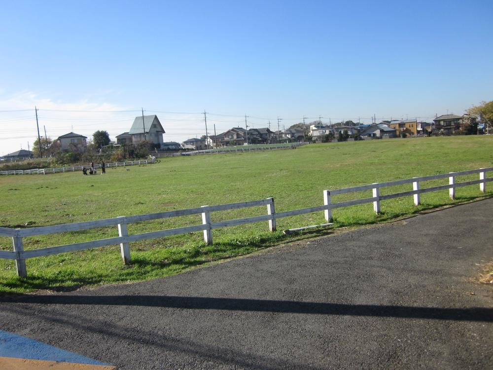 park. No. 10 Sodani to green space 711m