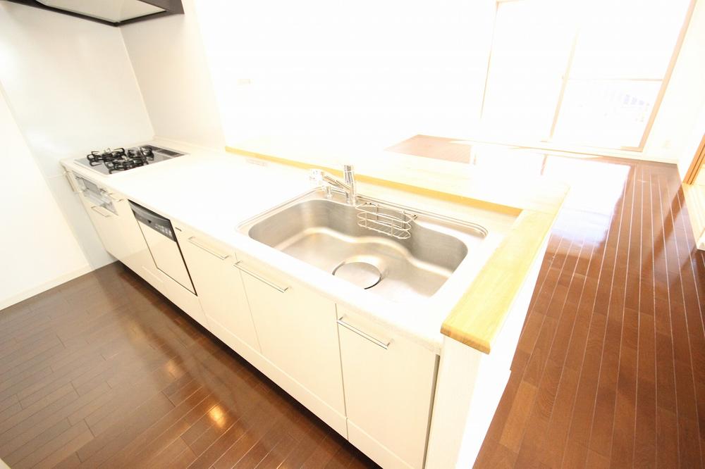 Kitchen. Luxury of the top floor angle room