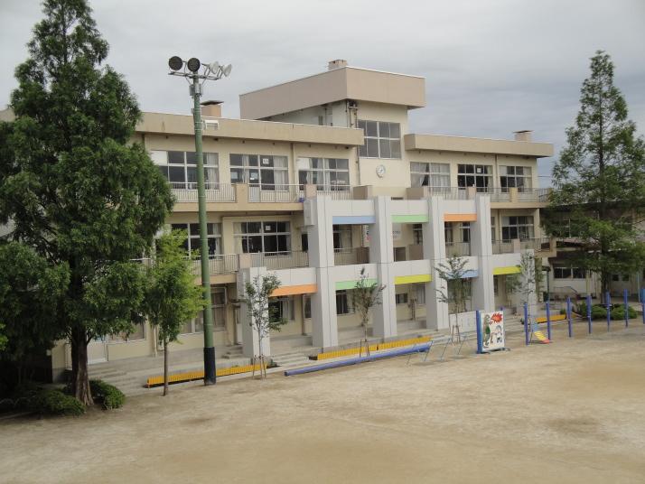 Primary school. 1320m until Ichikawa Municipal Onidaka Elementary School