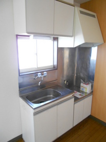 Kitchen.  ☆ Small window also some bright kitchen ☆