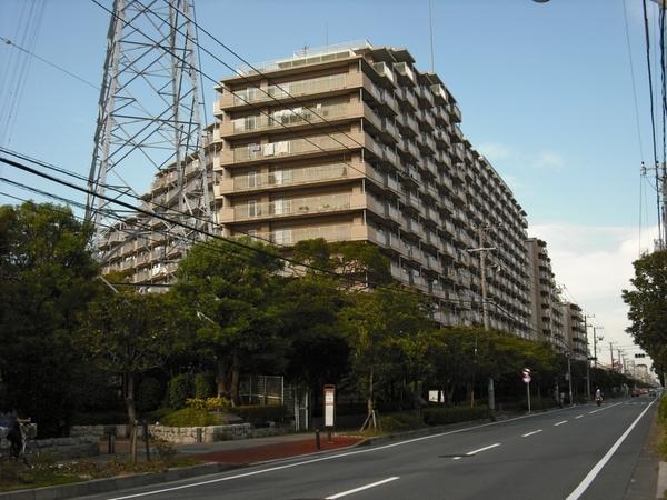 Local appearance photo. Is a mansion to live together with pets. All 498 units of the big community!