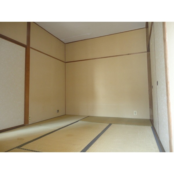 Ichikawa City, Chiba Prefecture Gyotokuekimae 1