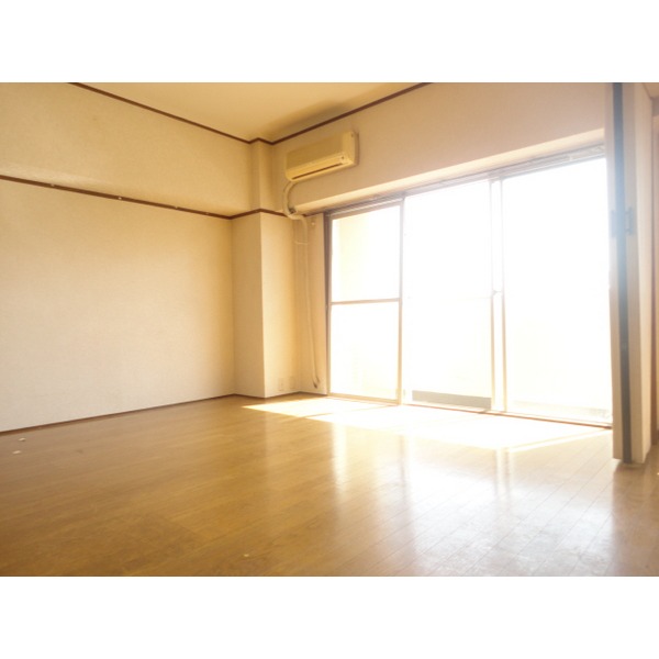 Ichikawa City, Chiba Prefecture Gyotokuekimae 1