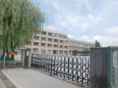 Primary school. Tsuruyubi up to elementary school (elementary school) 350m