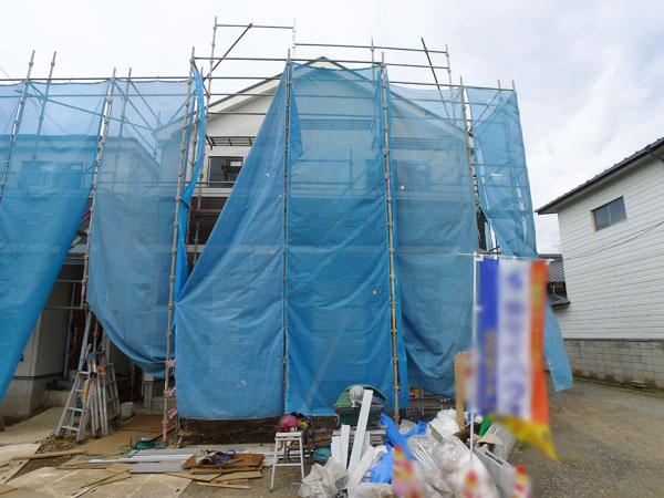 Local appearance photo. Building 2