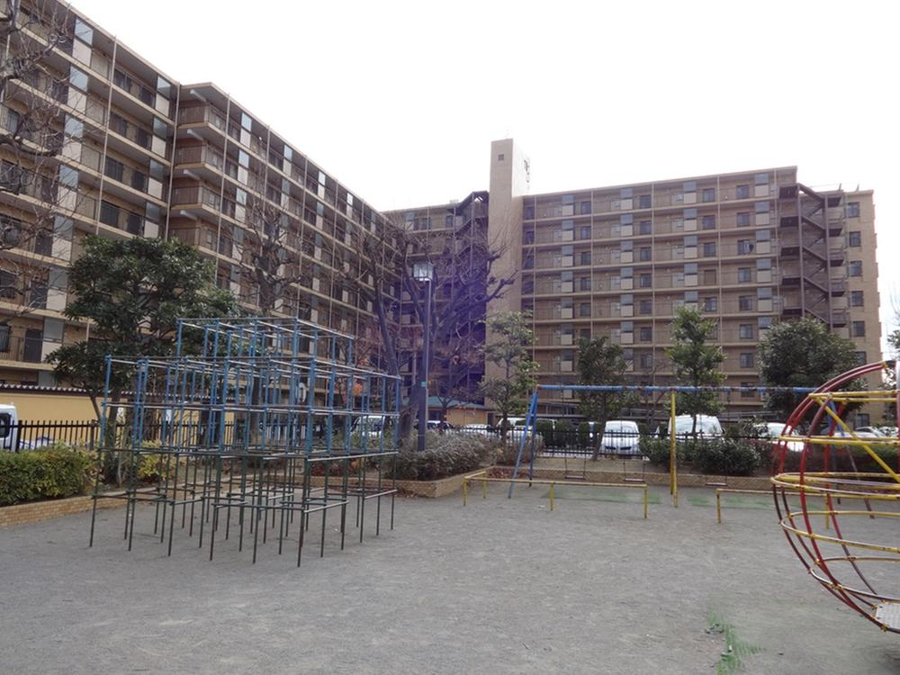 Other local. Local (12 May 2013) Shooting