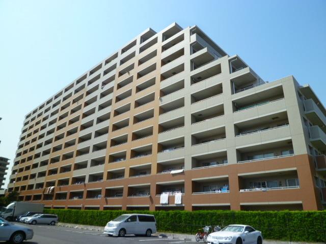 Local appearance photo. Local (07 May 2013) Shooting