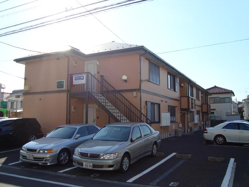 Other. Looking for room to rent Smile Motoyawata shop