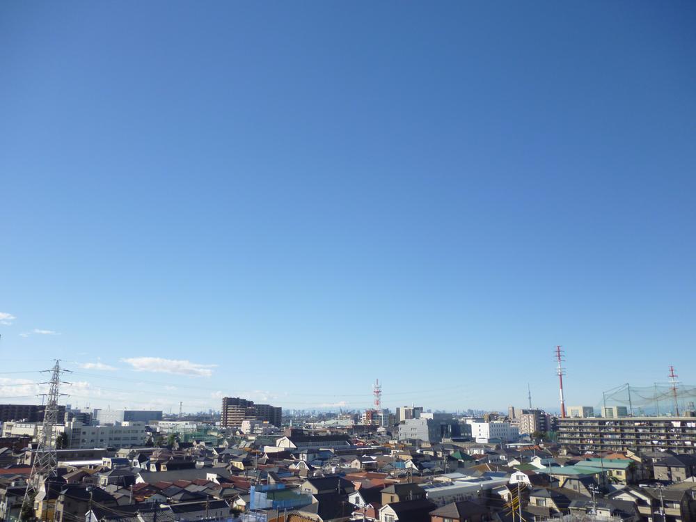 View photos from the dwelling unit