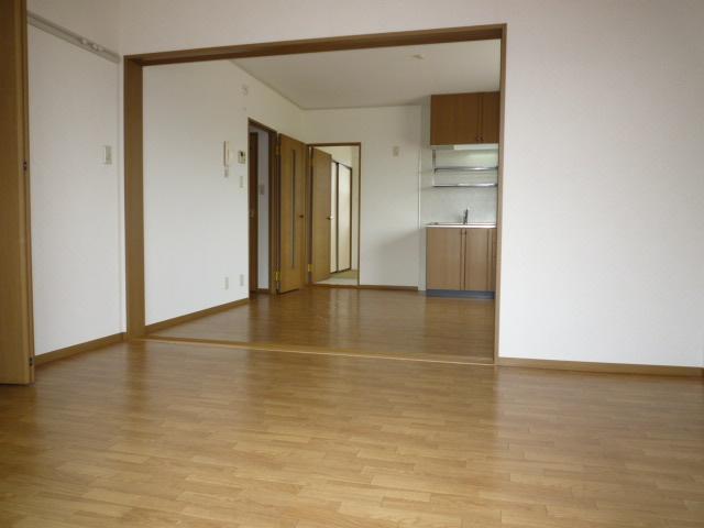 Living and room. It is a large living and connect with the Western-style.