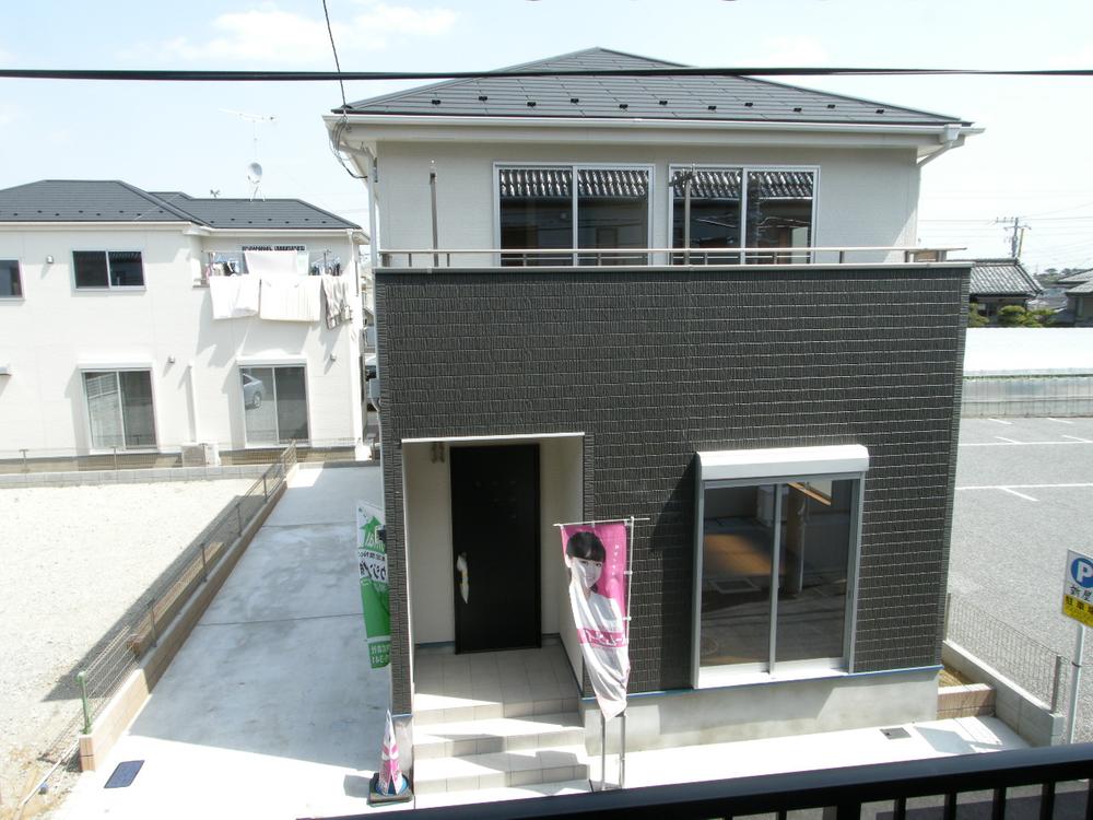Same specifications photos (appearance). (Building 2) same specification