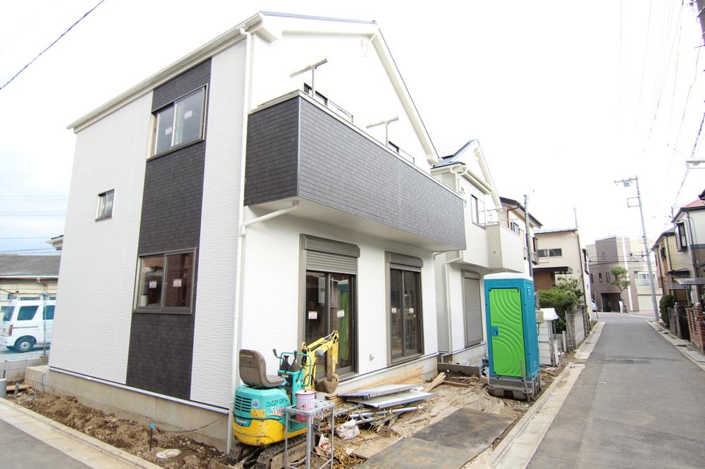 Exterior Photos