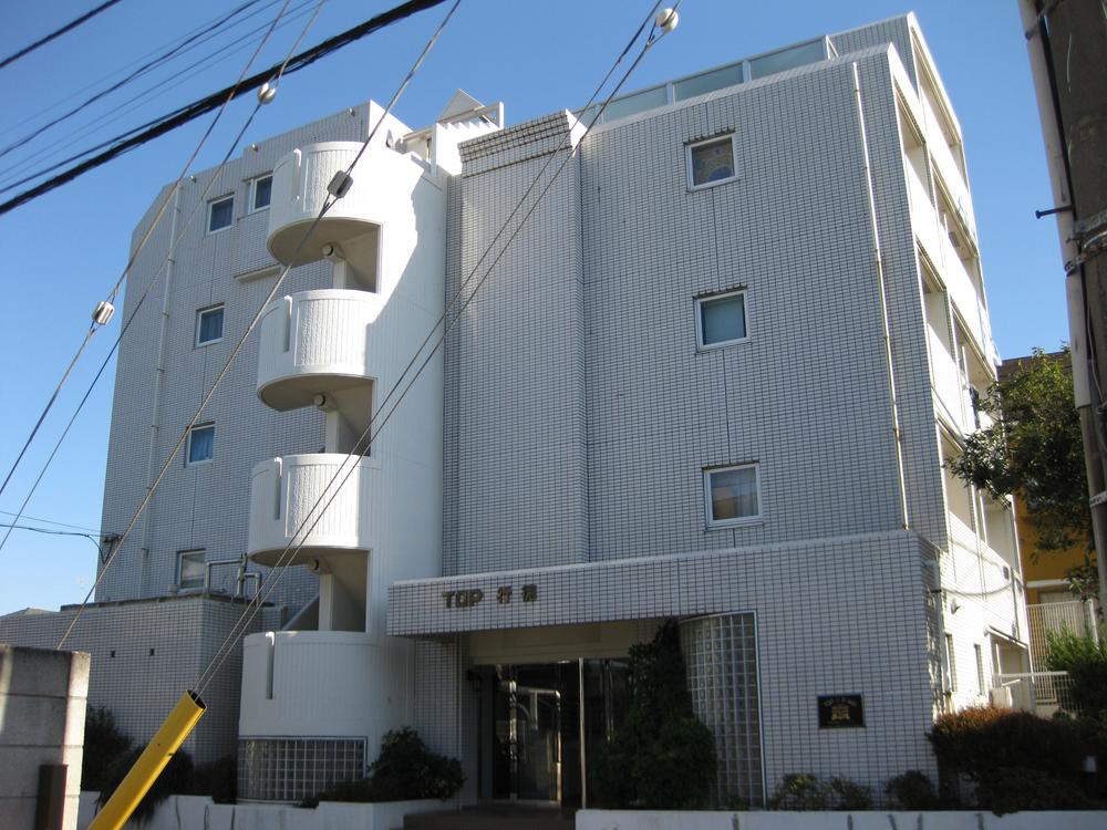 Local appearance photo. Local (11 May 2013) Shooting